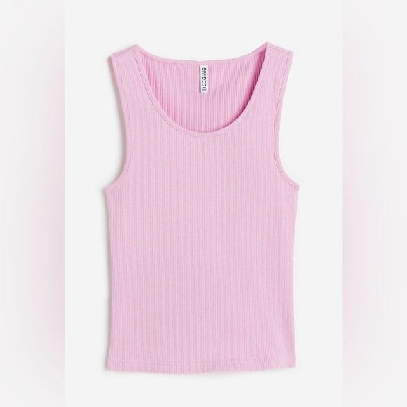 3/$10 H&M Divided Ribbed Tank Top - Picture 6 of 12